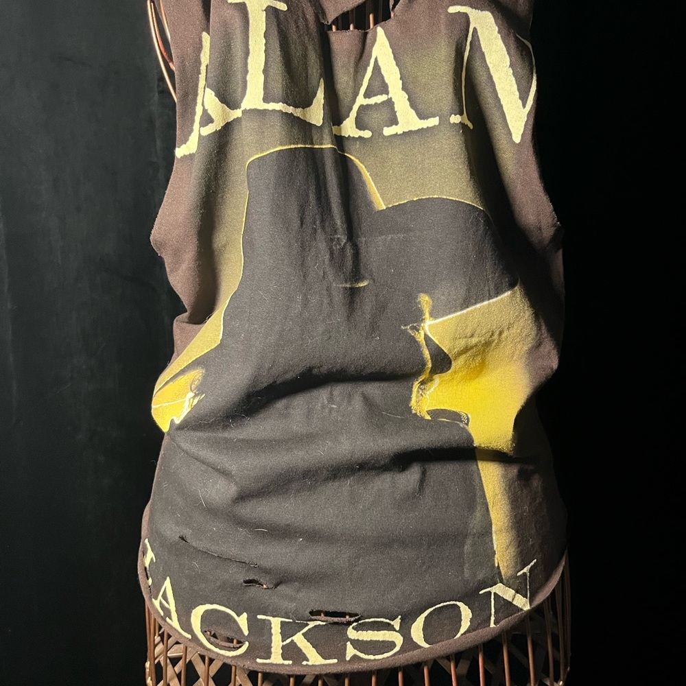 Never worn… Alan Jackson frayed vintage t-shirt